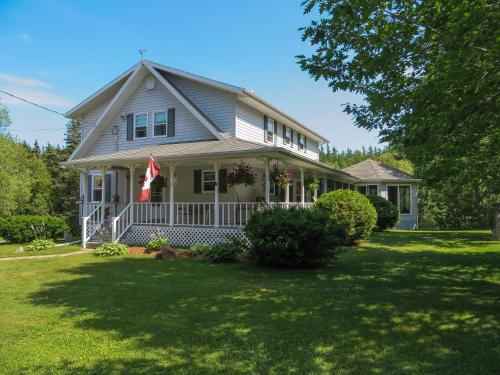 Фотография мини отеля Forest & Lake PEI Bed & Breakfast