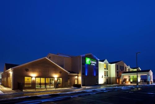 Фотография гостиницы Holiday Inn Express Hotel & Suites Cleveland-Streetsboro, an IHG Hotel