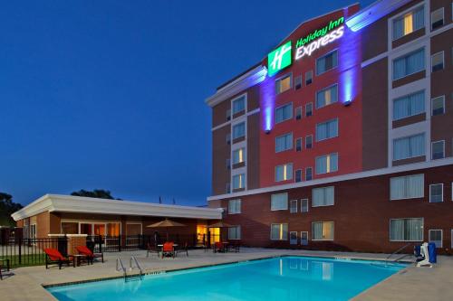 Фотография гостиницы Holiday Inn Express Augusta Downtown, an IHG Hotel