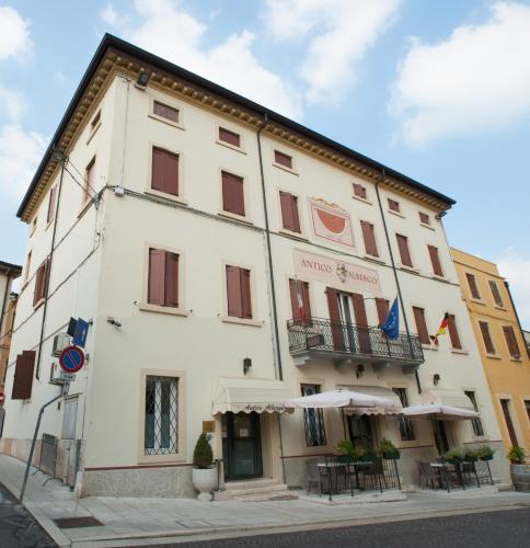 Фотография гостиницы Antico Albergo