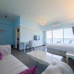 Фотографии мини отеля
Whitecaps B&B