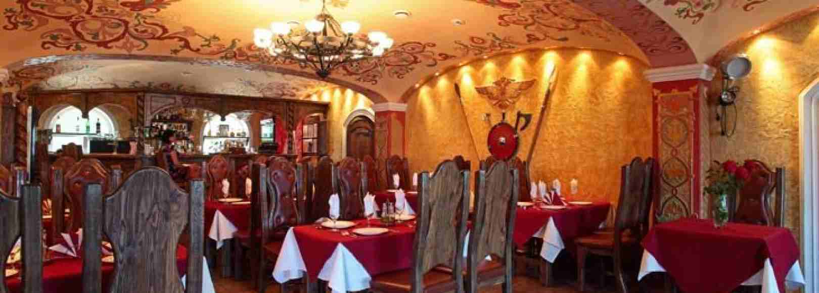 Фотография банкетного зала Золотая трапезная