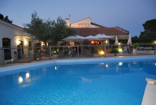 Фотография гостиницы Les Aubuns Country Hotel