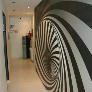 Фотография гостевого дома Hostal JQ Madrid 1