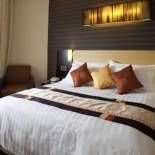 Фотография гостиницы Hotel Royal @ Queens (SG Clean, Staycation Approved)