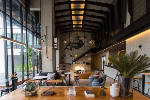 Фотография гостиницы The Journey Hotel Bangna