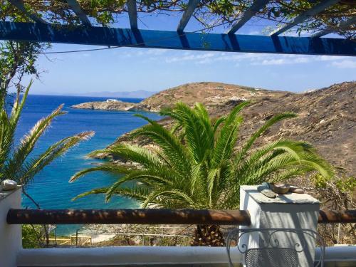 Фотография гостевого дома Kourtali Private Beach House