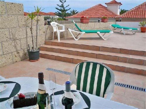 Фотография гостевого дома Villa Naranja - BBQ - Terrace - Free Wifi - Child & Pet-Friendly - 3 bedrooms - 6 people