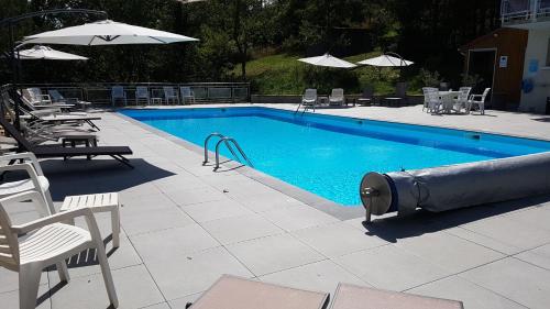 Фотографии гостиницы
Logis Hotel Maison Carrée Restaurant O Carré dArt