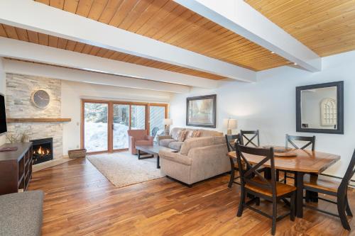 Фотографии гостевого дома
Riverside A