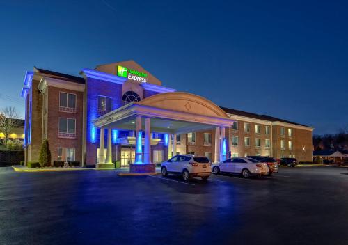 Фотография гостиницы Holiday Inn Express Hotel & Suites London, an IHG Hotel