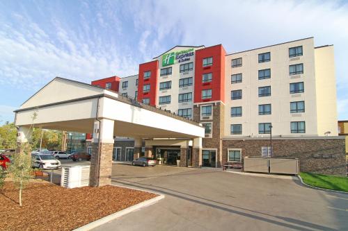 Фотография гостиницы Holiday Inn Express and Suites Calgary University, an IHG Hotel