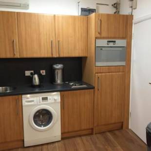 Фотографии гостевого дома
The Bungalow