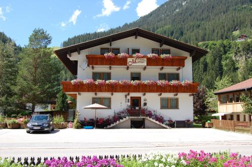 Фотография гостевого дома Landhaus Moosbrugger