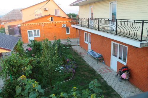 Фотографии гостевого дома
Морская 2/2