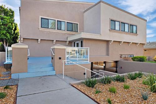 Фотография гостевого дома Pismo Palace