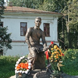 Фотография памятника Памятник Алексею Лебедеву