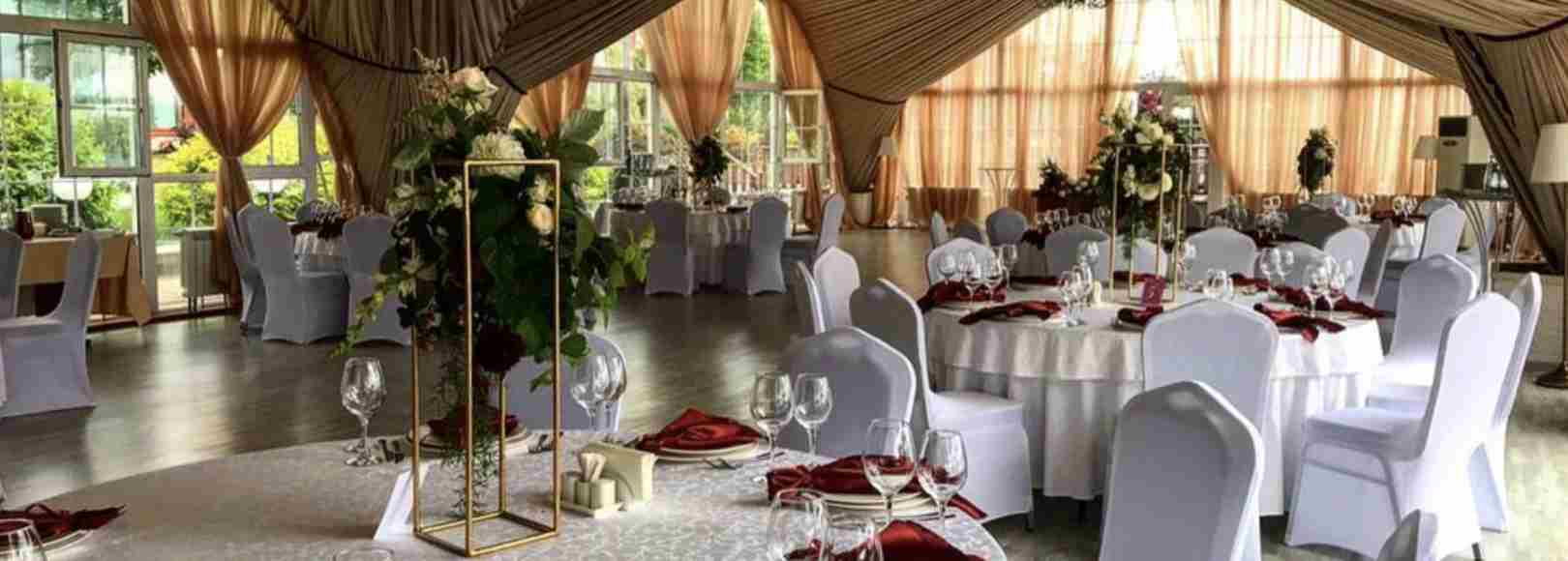 Фотография банкетного зала Версаль