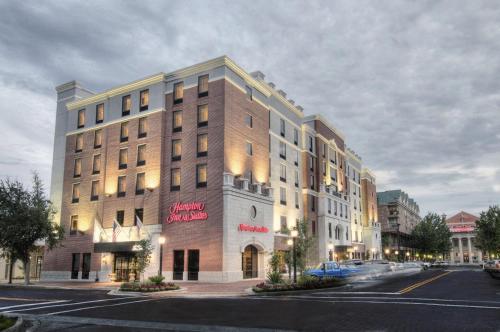 Фотография гостиницы Hampton Inn Suites - Gainesville Downtown