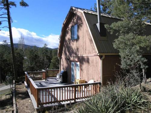 Фотографии гостевого дома
Mama Bear's Den, 2 Bedrooms, Sleeps 6, Wood Stove, Gas Grill, WiFi