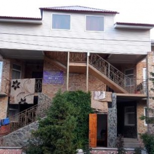 Фотография гостевого дома Адыл апартаменты