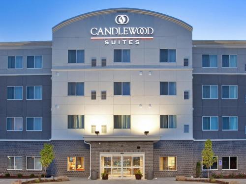 Фотография гостиницы Candlewood Suites Grand Island, an IHG Hotel