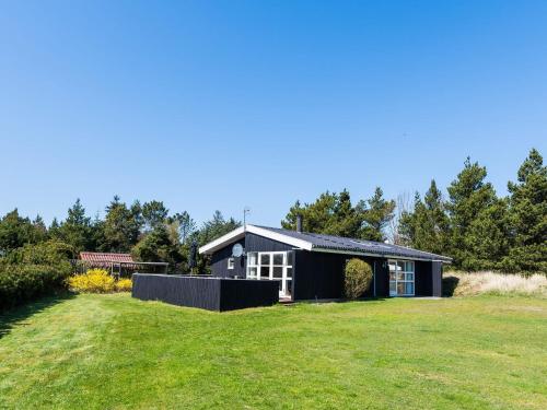Фотография гостевого дома Holiday home Blåvand CXCVIII