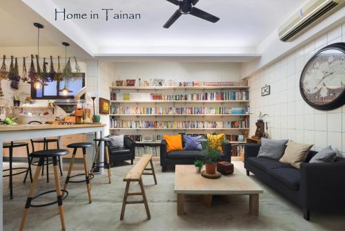 Фотография мини отеля Home In Tainan