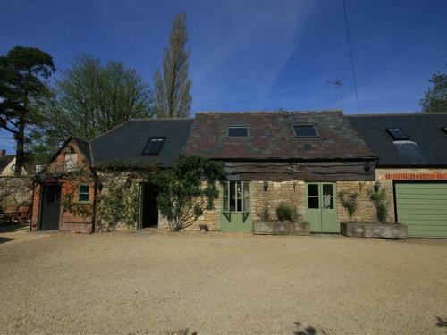 Фотография гостевого дома Somerford Cottage, MALMESBURY