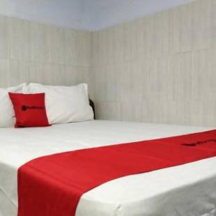 Фотографии гостиницы
RedDoorz @ Hotel Surabaya Sumenep