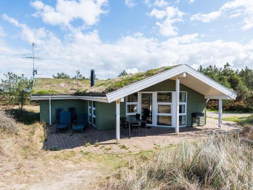 Фотография гостевого дома Holiday home Blåvand CCXV