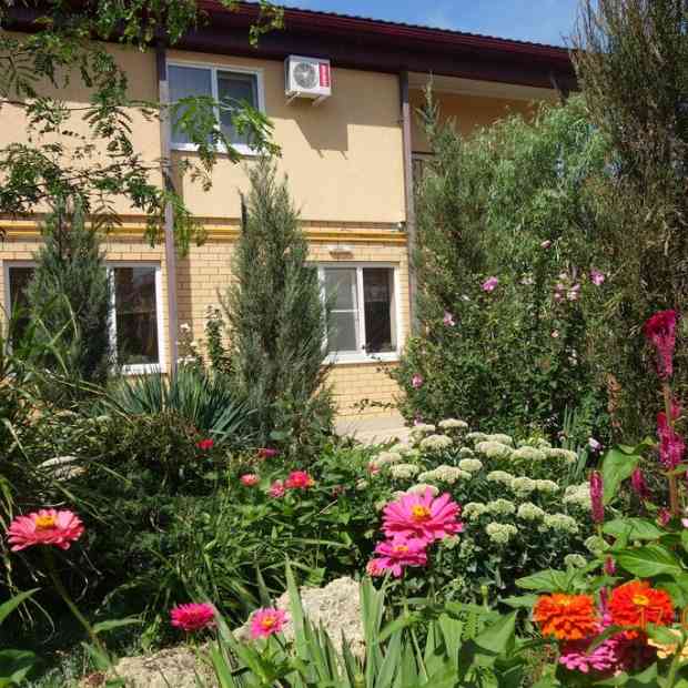 Фотографии гостевого дома
Райский уголок