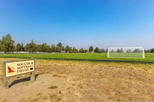 Фотография гостевого дома Eagle Crest Elegance