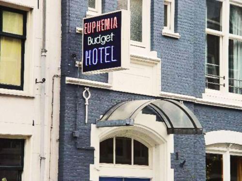 Фотография хостела Euphemia Budget Old City Canal Zone