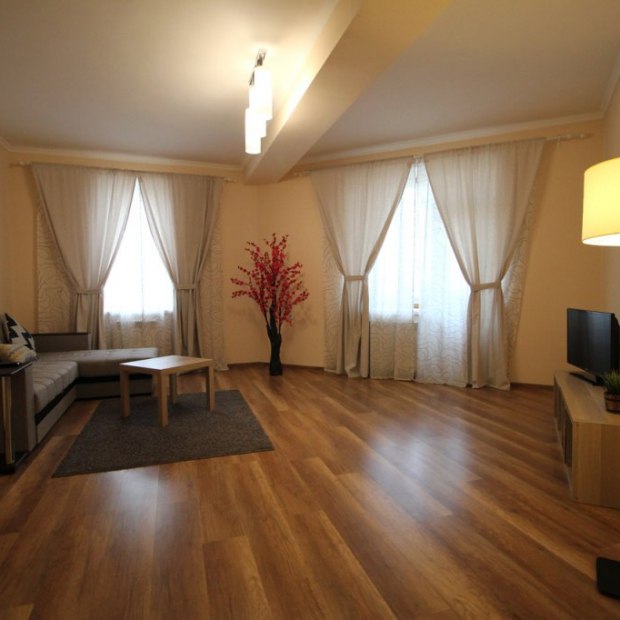 Фотографии квартиры 
            Апартаменты 2-комн Квартира 90 м2 на Булгакова