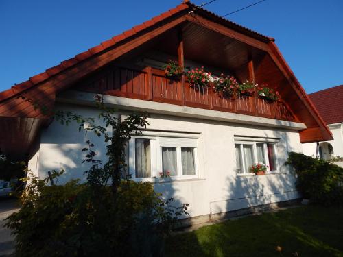 Фотография гостевого дома Robitel Wellness Vendégház Veszprém-Gyulafirátót