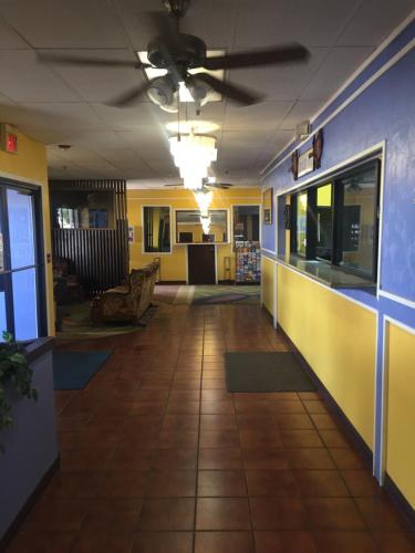 Фотография мотеля Camelot Inn