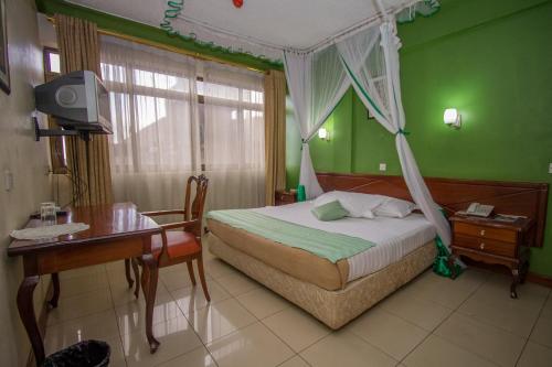 Фотографии гостиницы 
            Holiday Express Hotel,Kampala