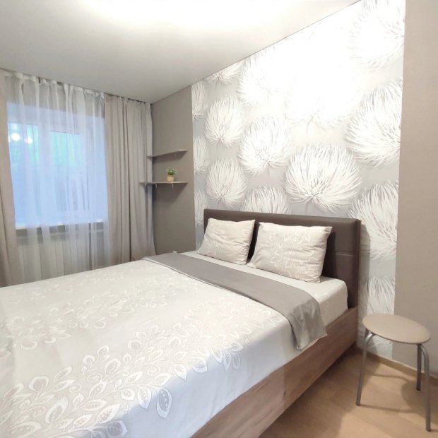 Фотографии квартиры 
            Квартира 2-комнатная в Омске на Рождественского 1В