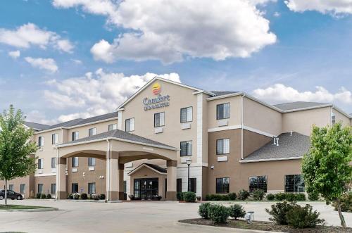 Фотография гостиницы Comfort Inn & Suites Lawrence