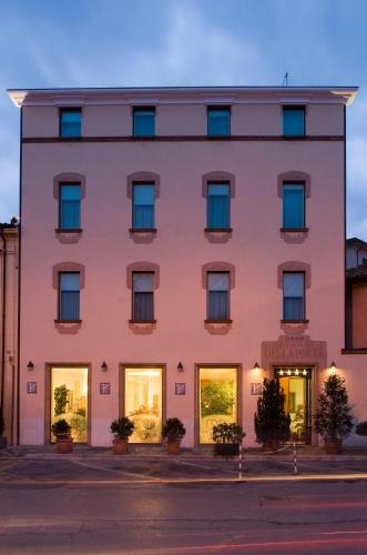 Фотографии гостиницы 
            Hotel Della Porta