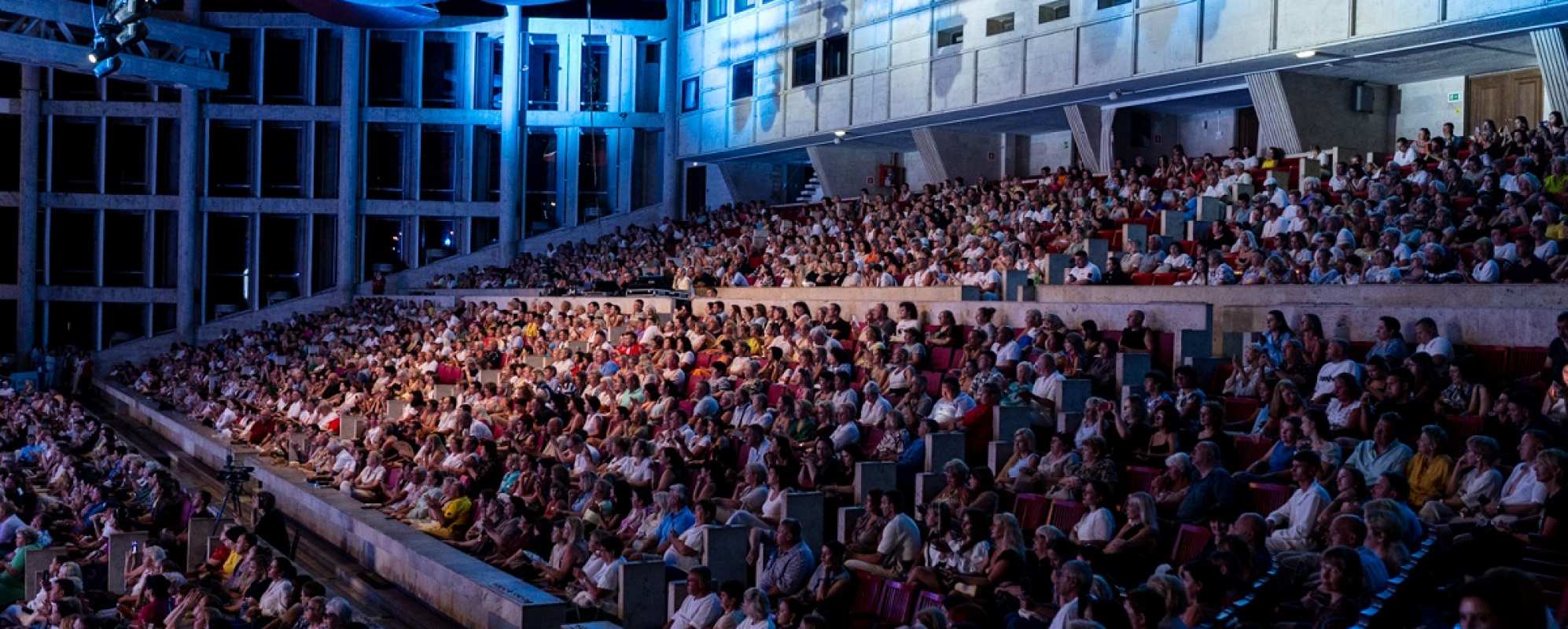 Фотографии концертного зала Концертный зал Фестивальный