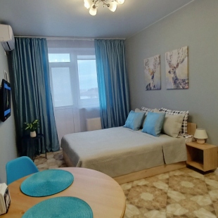 Фотография квартиры Квартира Уютная студия на Заполярной рядом с микрохирургией глаза, ККБ 2