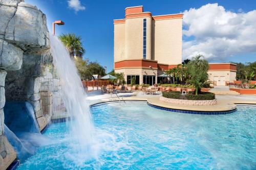 Фотография гостиницы Crowne Plaza Orlando - Lake Buena Vista, an IHG Hotel