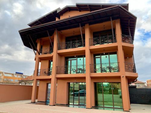 Фотография гостиницы Hotel VRAZHDEBNA