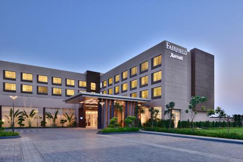 Фотография гостиницы Fairfield by Marriott Sriperumbudur