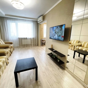 Фотография квартиры Квартира двухкомнатная в центре города OrenRoom56