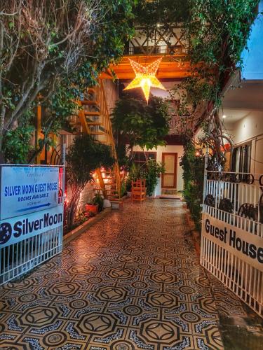 Фотография гостевого дома Silver Moon Guest House