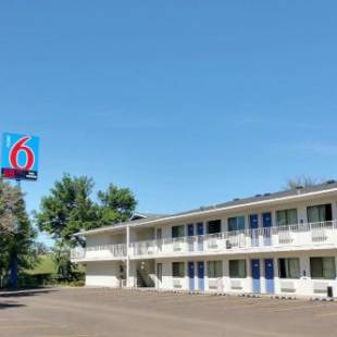 Фотографии гостиницы 
            Motel 6-Bismarck, ND