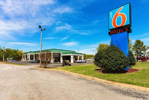 Фотографии гостиницы 
            Motel 6-Covington, TN